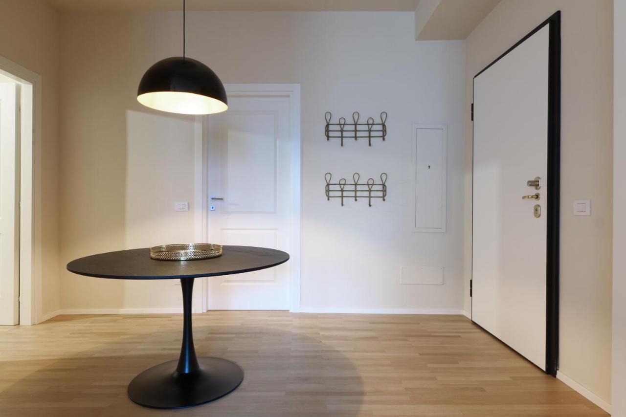 Luxury San Babila Apartment Milaan Buitenkant foto