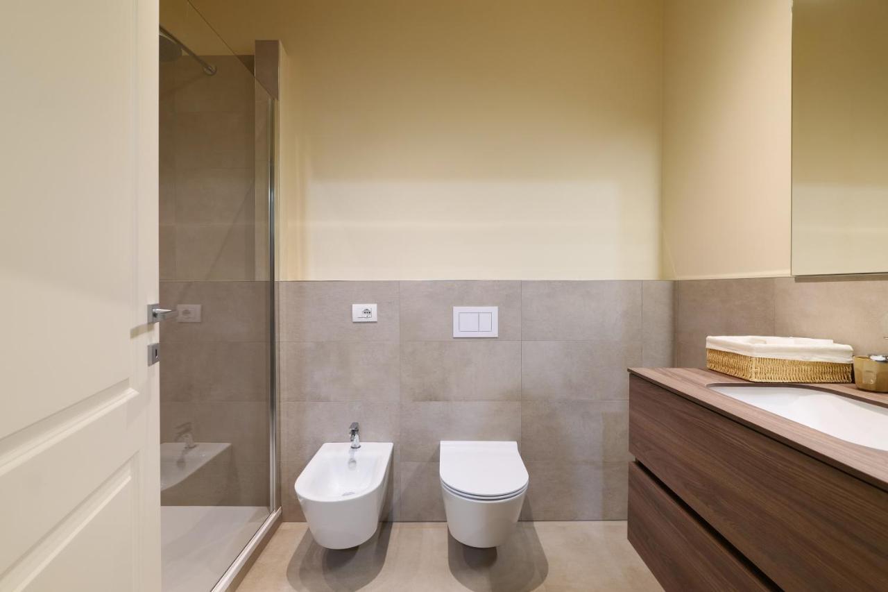 Luxury San Babila Apartment Milaan Buitenkant foto